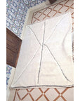 Authentic Berber carpet in Beni Mellal wool 227 x 300 cm