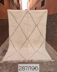 Beni Ouarain pure wool Berber rug 196 x 287 cm