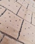 Beni Ouarain pure wool Berber rug 196 x 309 cm
