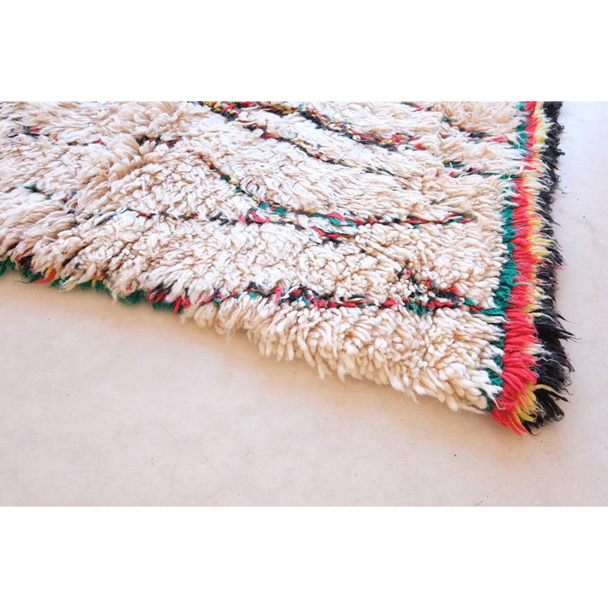 Pure wool Moroccan Berber carpet 95 x 205 cm