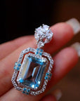 Ice Queen - sprankelende blauwe topaas grote hanger ketting